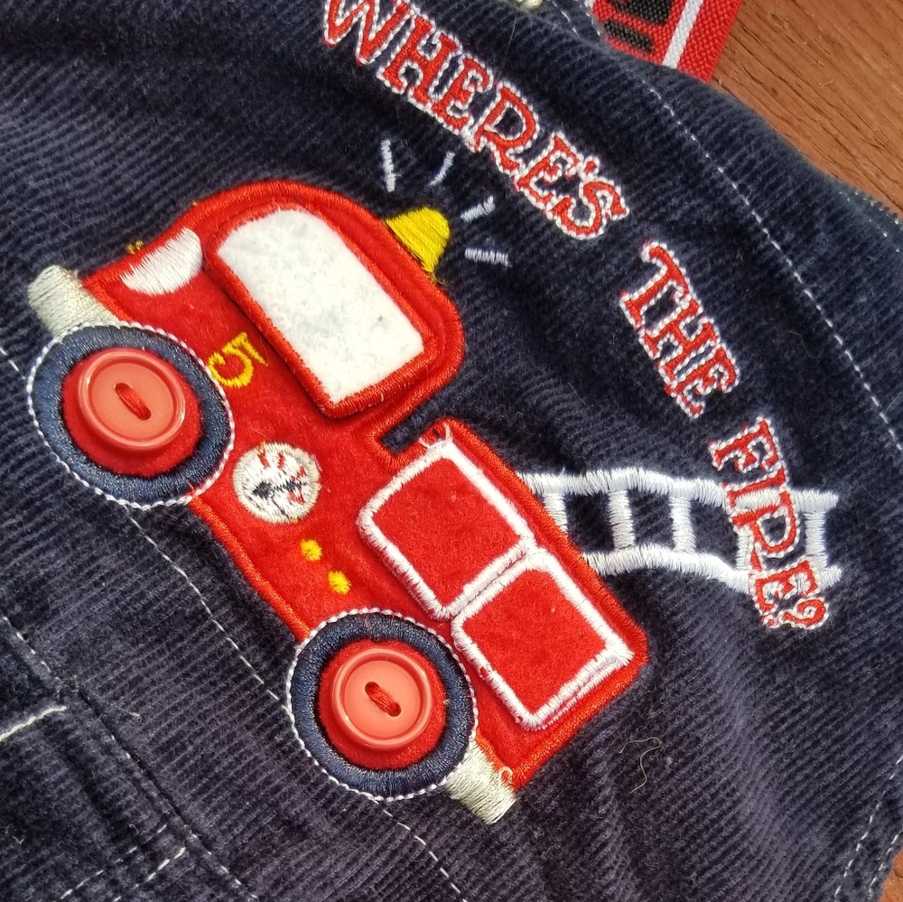 Corduroy bibs